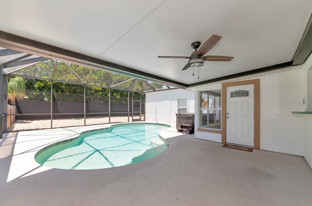 3007 Bayshore Gdn Pkwy, Bradenton FL  34207-4337 exterior