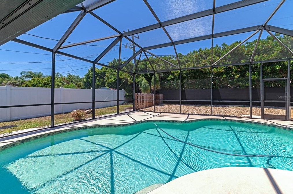 3007 Bayshore Gdn Pkwy, Bradenton FL  34207-4337 exterior