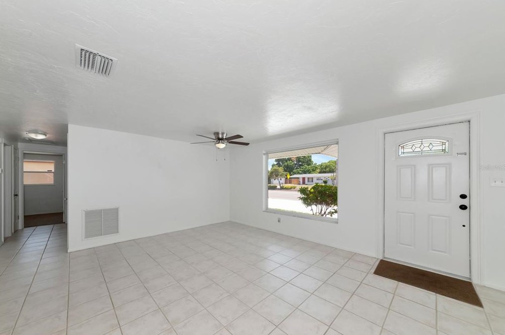 3007 Bayshore Gdn Pkwy, Bradenton FL  34207-4337 exterior