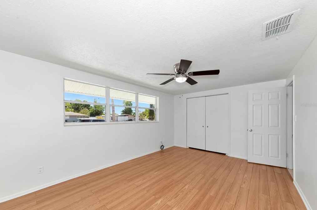 3007 Bayshore Gdn Pkwy, Bradenton FL  34207-4337 exterior