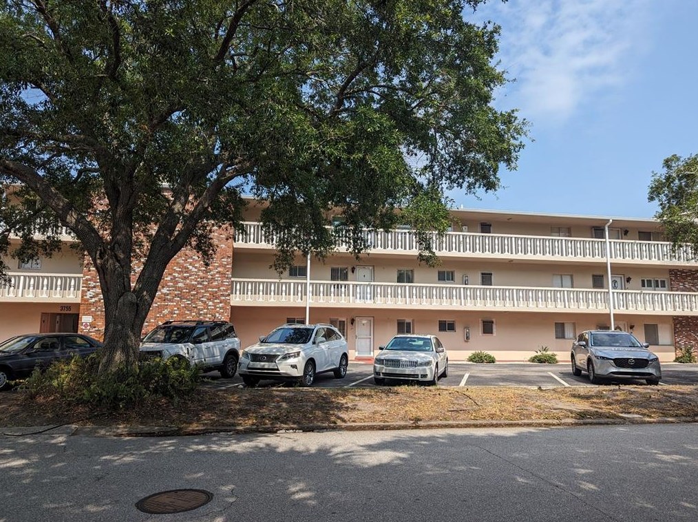 3755 S School Ave #40, Sarasota, FL 34239