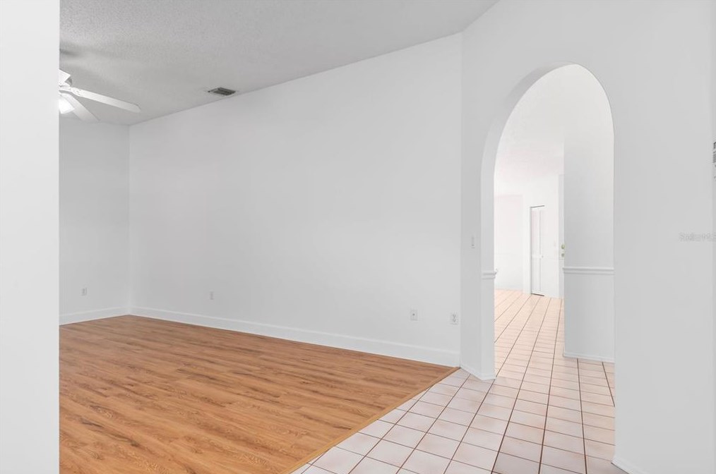 5629 Wilde Oak Way, Sarasota FL  34232-6612 exterior