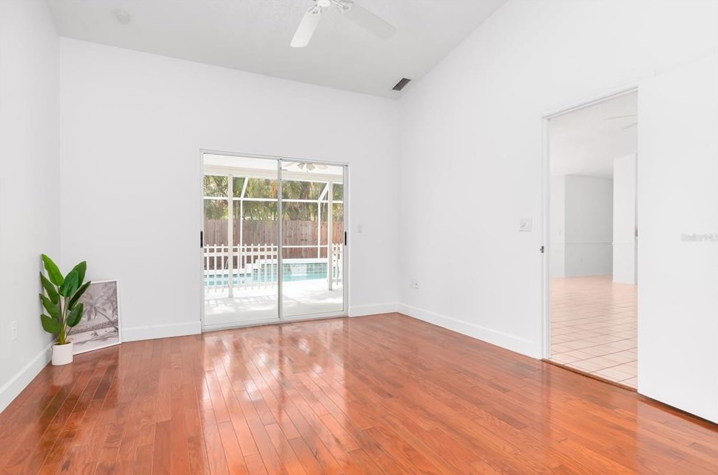 5629 Wilde Oak Way, Sarasota FL  34232-6611 exterior