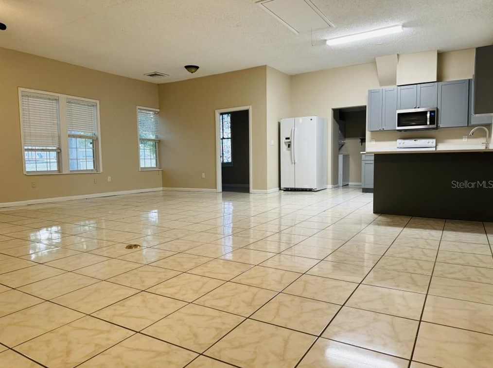 313 Pruett Rd, Seffner FL  33584-3117 exterior