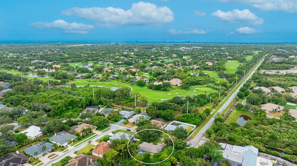 629 Oak Bay Dr, Osprey, FL 34229