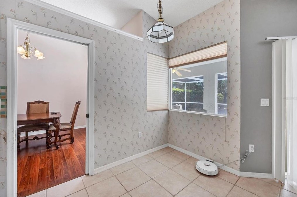 6409 Stone River Rd, Bradenton FL  34203-7817 exterior