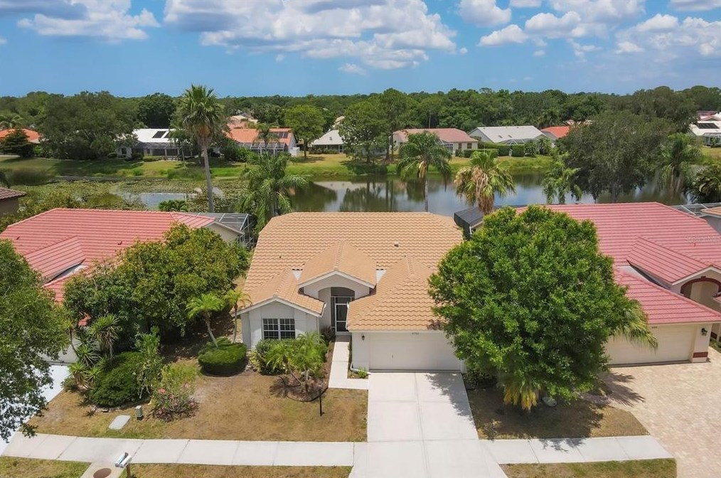 5750 Beaurivage Ave, Sarasota, FL 34243-2688