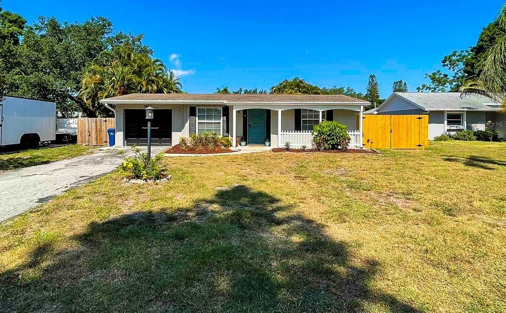 3420 Dunbar Dr, Sarasota, FL 34232