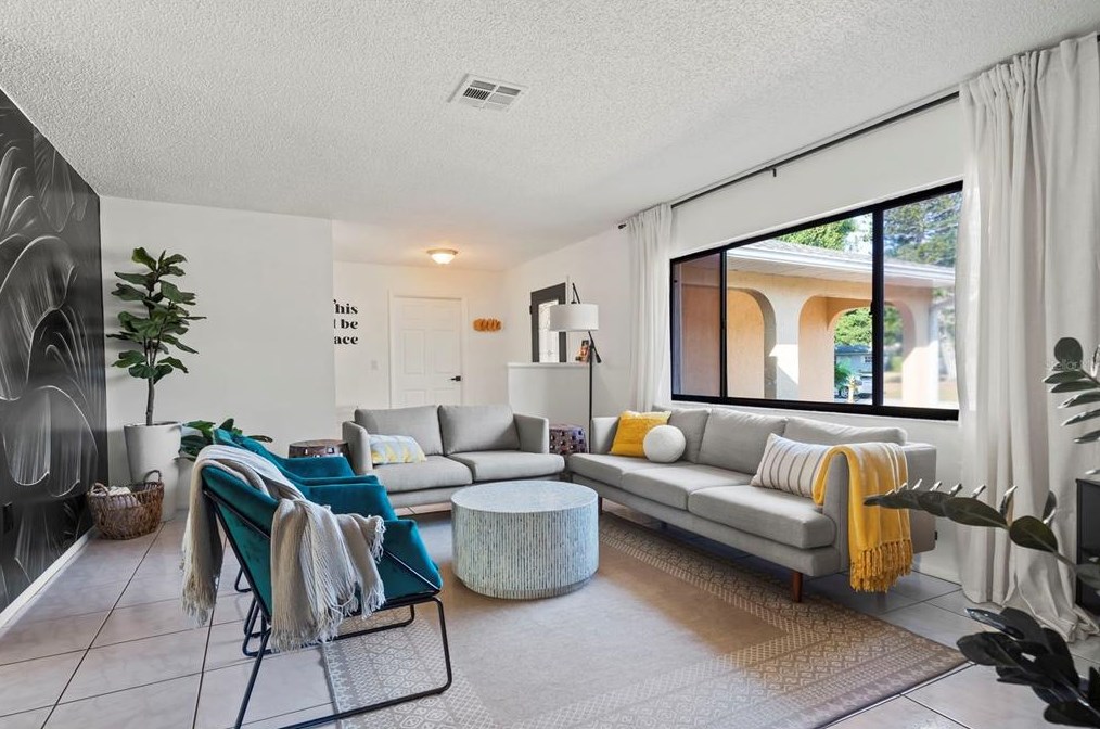 1477 Georgetowne Dr, Sarasota FL  34232-2011 exterior