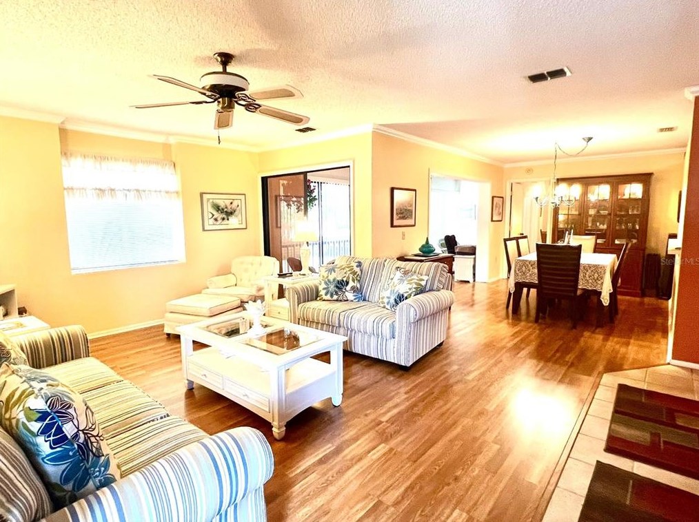 2820 74th St, Bradenton, FL 34209-5356