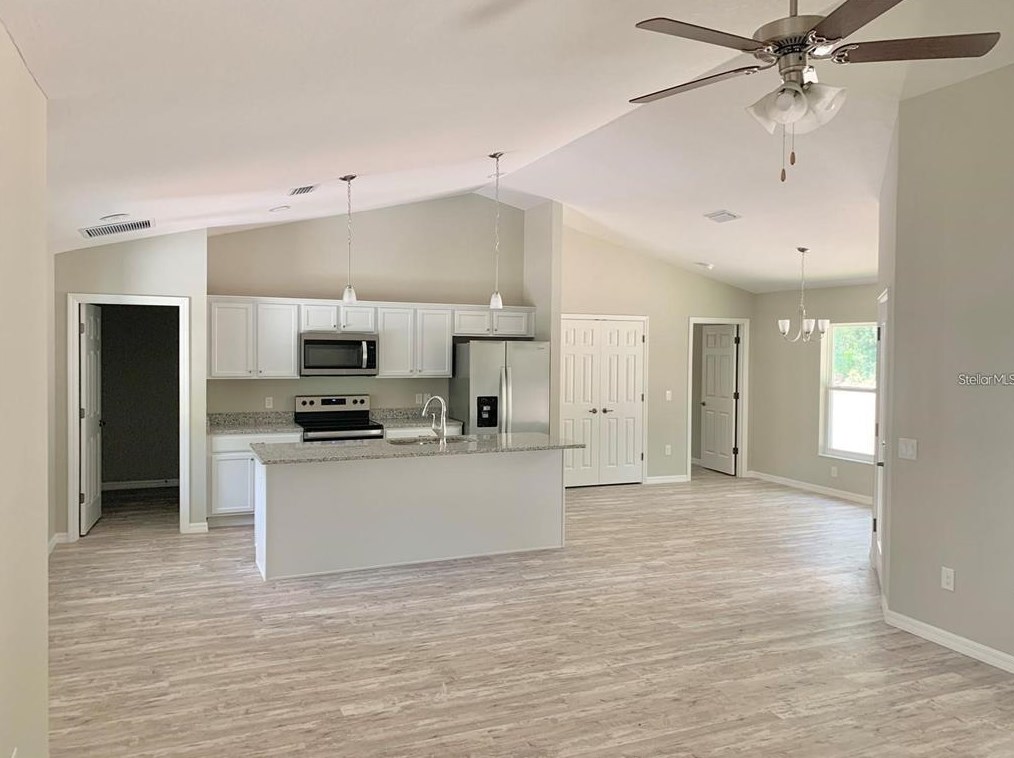 6603 202nd Ct, Dunnellon, FL 34431-5040