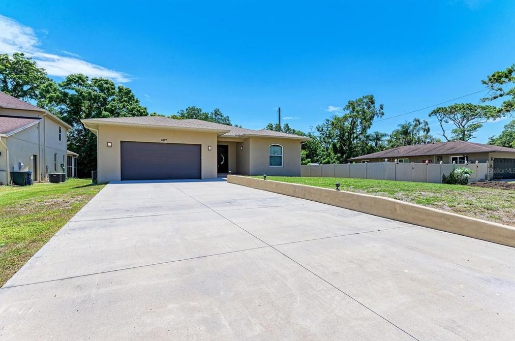 4127 Morning Pl, Sarasota, FL 34231-8636