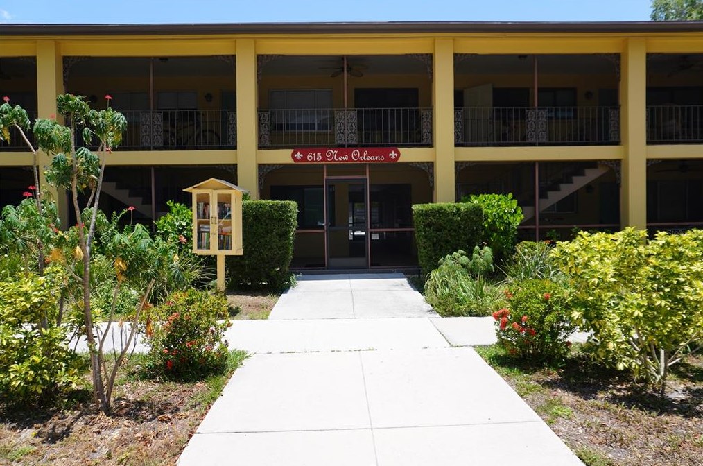 615 S Palm Ave #2, Sarasota, FL 34236