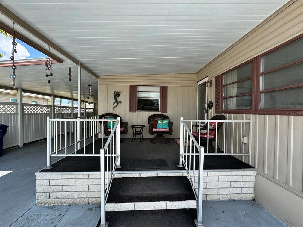715 50th Avenue Plz, Bradenton, FL 34207-6207