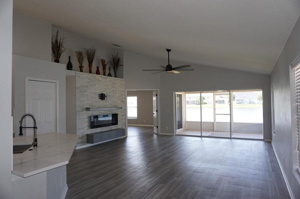 5128 58th Terrace E, Bradenton, FL 34203