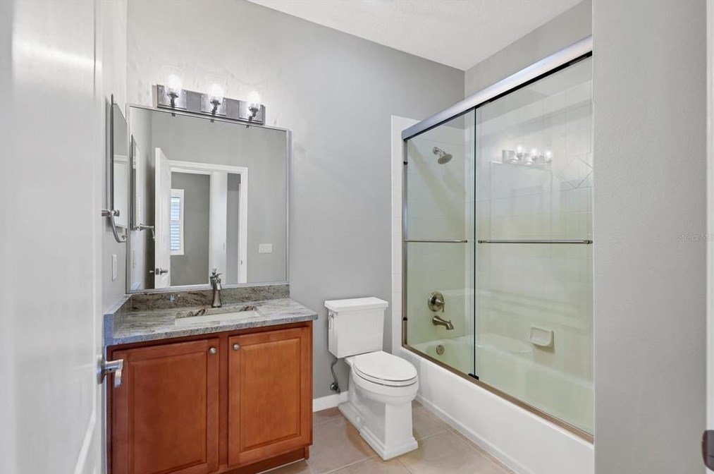 8311 Eagle Is Pl, Bradenton FL  34212-9323 exterior