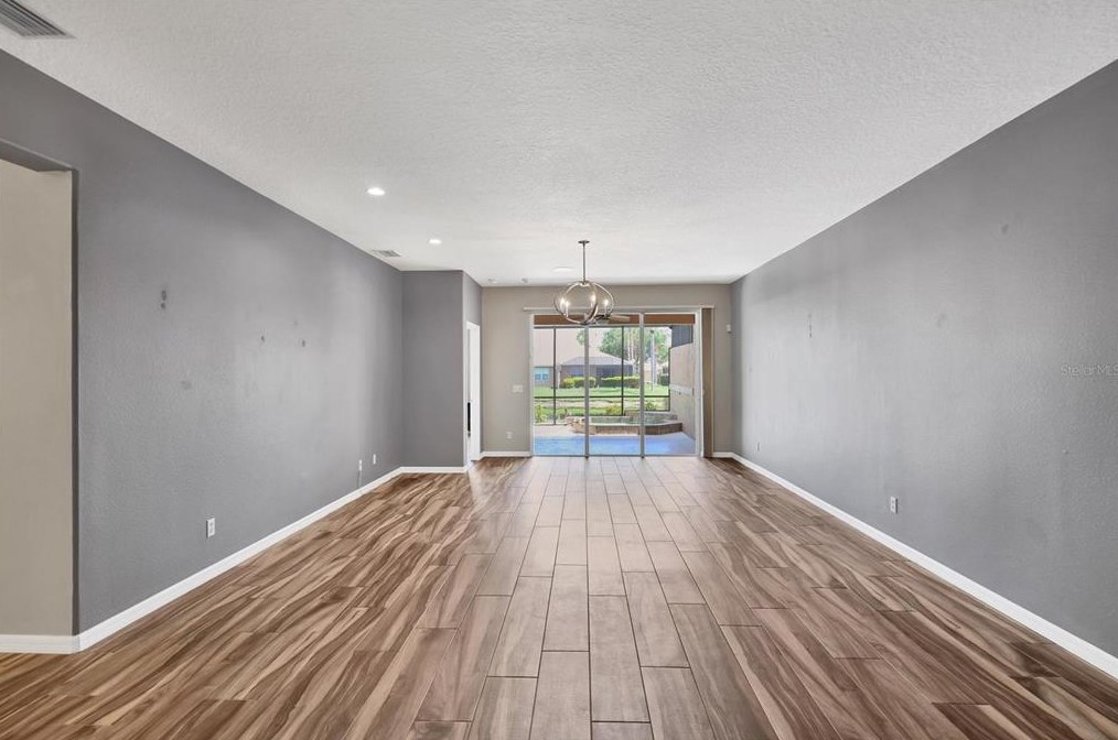 8311 Eagle Is Pl, Bradenton FL  34212-9323 exterior