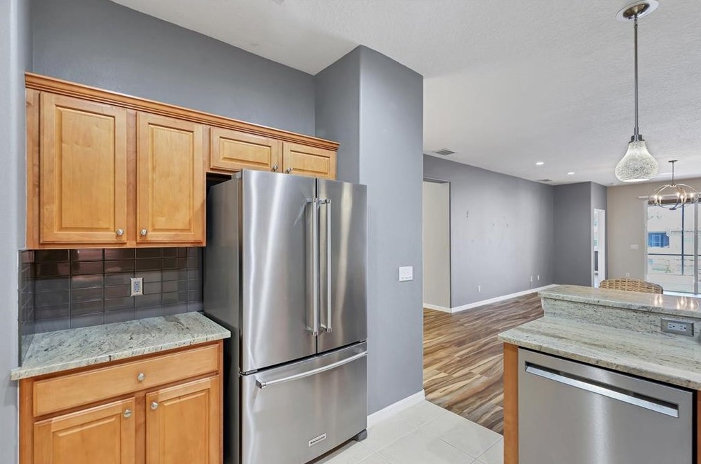 8311 Eagle Is Pl, Bradenton FL  34212-9323 exterior