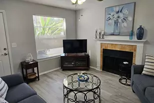 3533 59th Ave W, Bradenton, FL 34210 - Photo 6