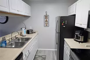 3533 59th Ave W, Bradenton, FL 34210 - Photo 12