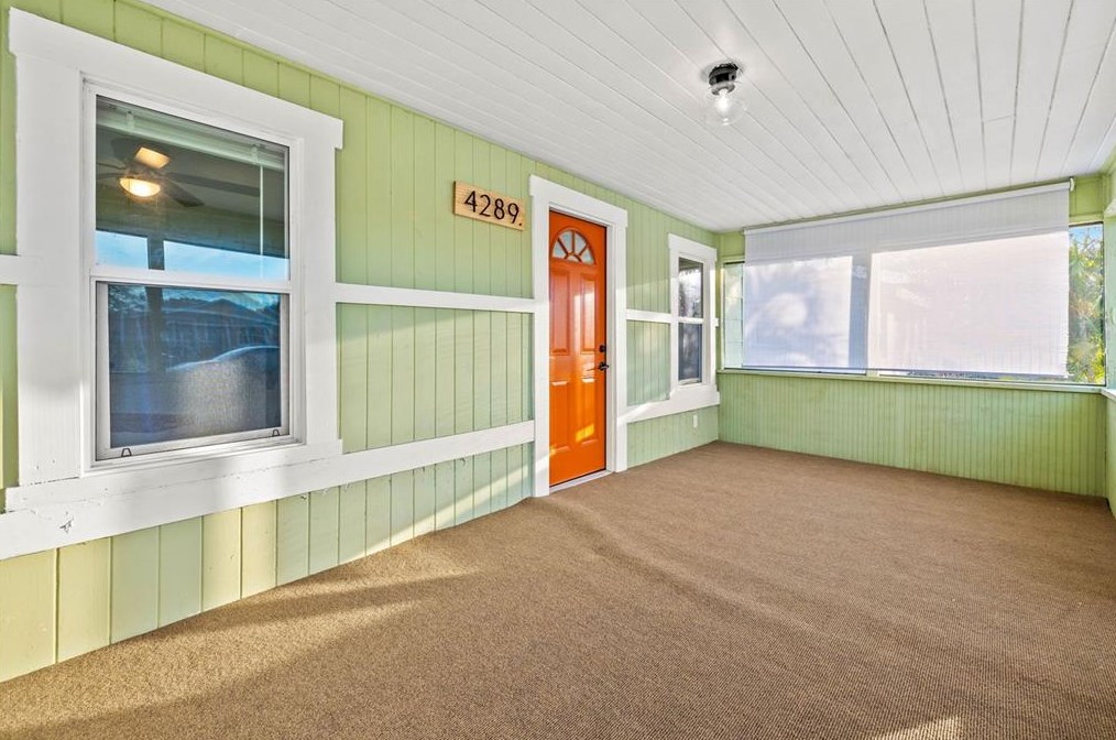 4289 57th Ave N, Saint Petersburg, FL 33714