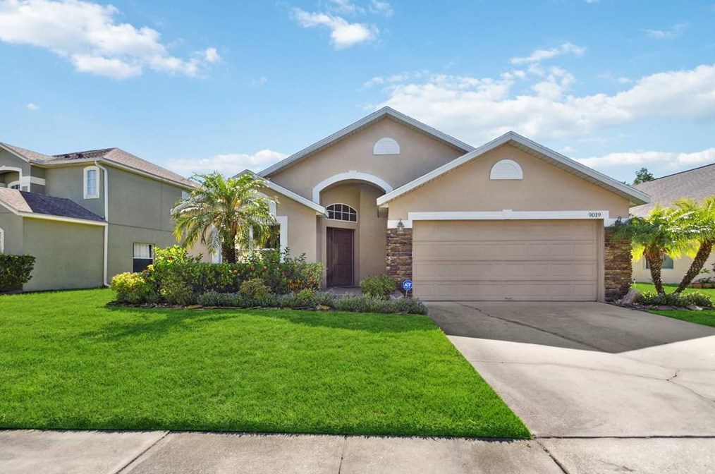 9019 Hastings Beach Blvd, Orlando, FL 32829-8811