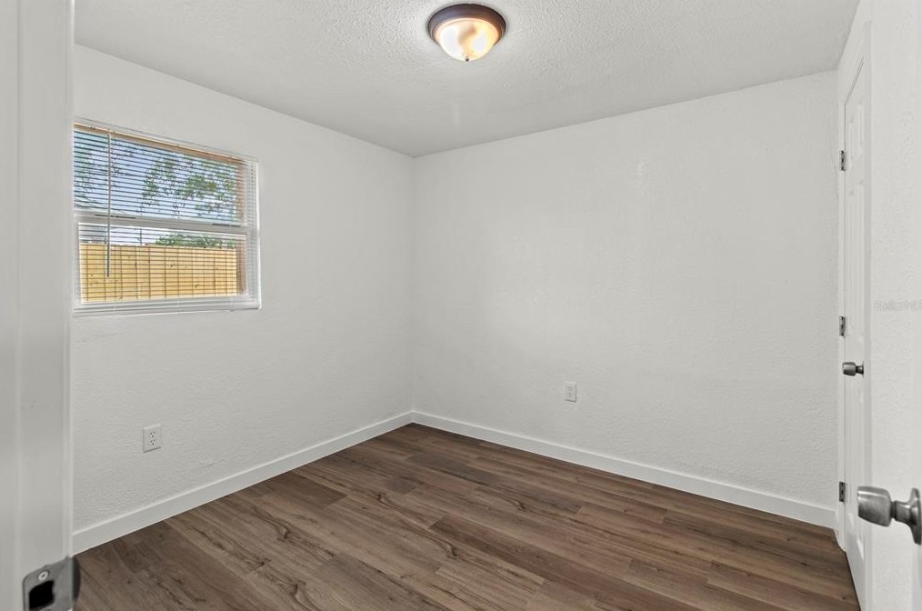 408 59 Ave Dr, Bradenton FL  34207-4221 exterior