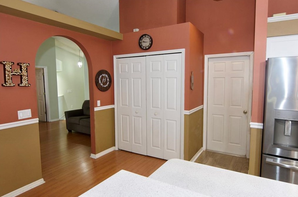 4930 72 St, Bradenton FL  34203-7946 exterior