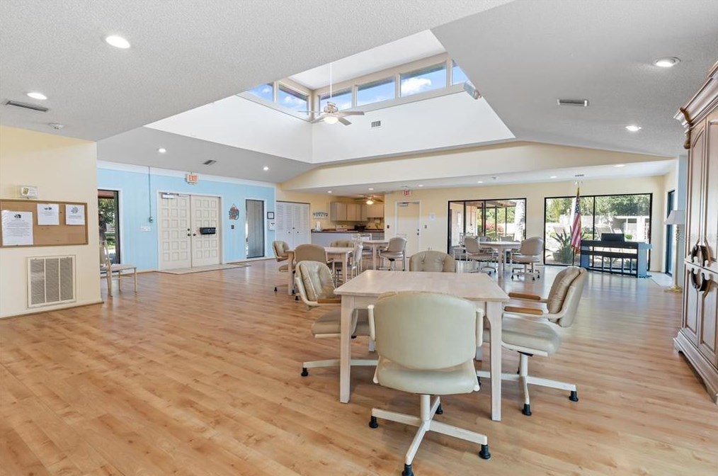 3483 51st Avenue Cir, Bradenton FL  34210-3226 exterior