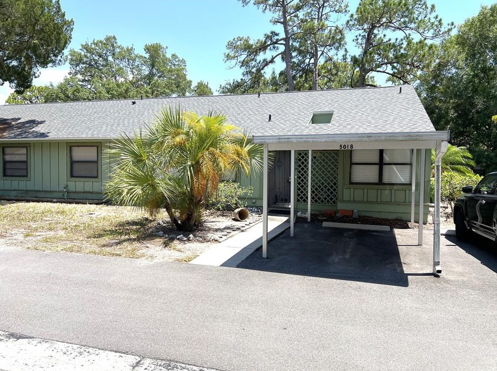5018 Barrington Cir, Sarasota, FL 34234-3878