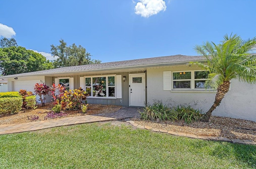 2211 35th St, Bradenton, FL 34205-2146