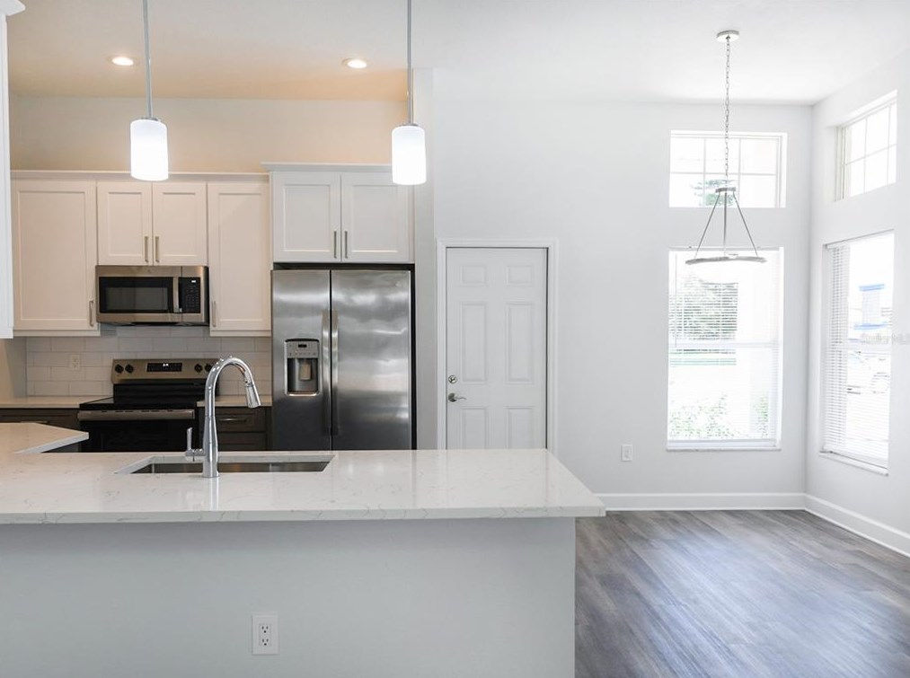 6121 55th Avenue Cir, Bradenton FL  34203-9755 exterior