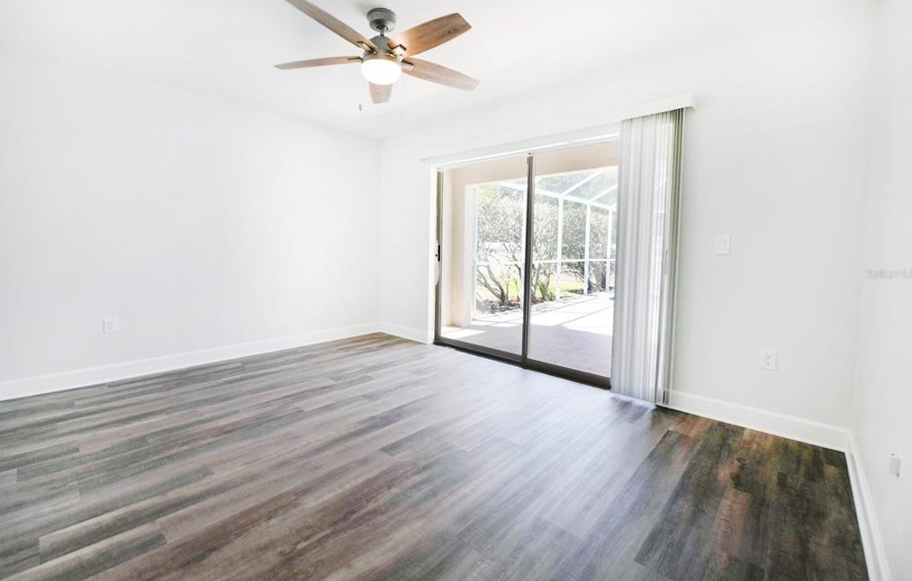 6121 55th Avenue Cir, Bradenton FL  34203-9755 exterior