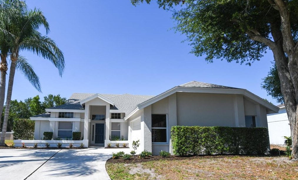 6121 55th Avenue Cir, Bradenton FL  34203-9755 exterior