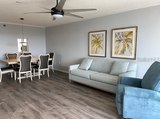4460 Fairways Blvd #402, Bradenton, FL 34209