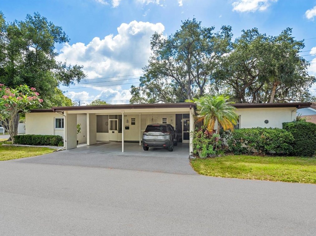 6225 Green View Dr #124, Sarasota, FL 34231