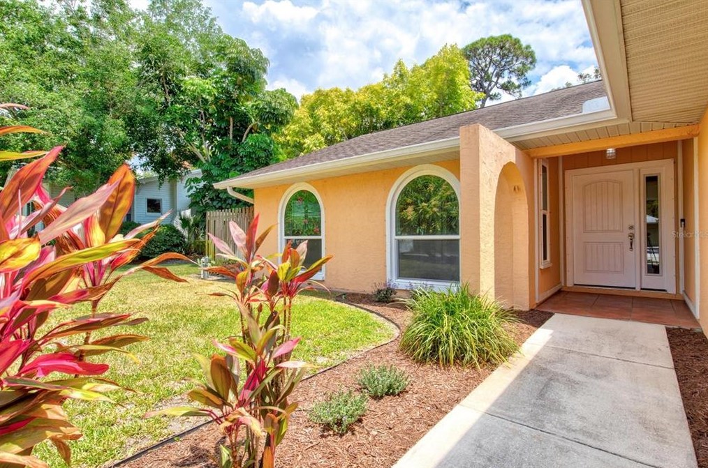 7415 6th Ave, Bradenton, FL 34209-1530