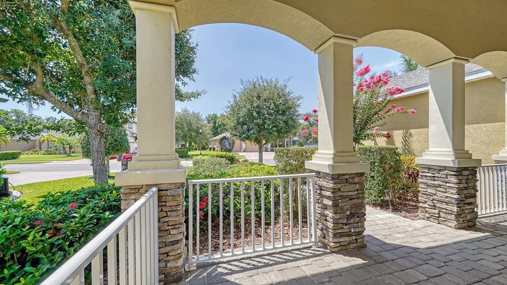 520 Honeyflower Loop, Bradenton, FL 34212