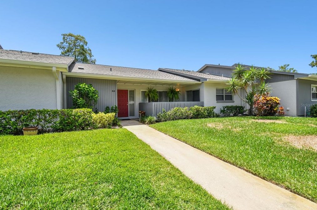 170 Ashley Ln, Oldsmar, FL 34677