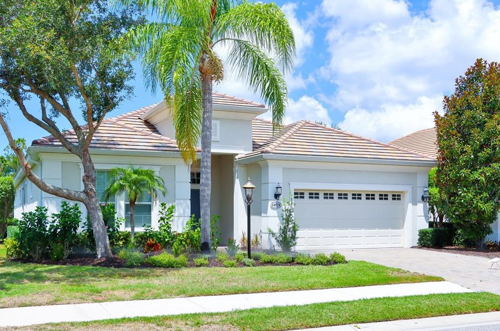 14528 Whitemoss Ter, Bradenton, FL 34202-5698