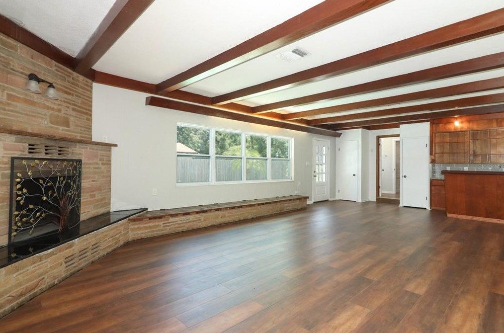 17 Washington Ave, Apopka FL  32703-7533 exterior