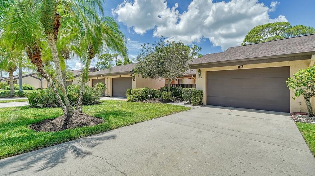 6281 Timberlake Dr #h5, Sarasota, FL 34243