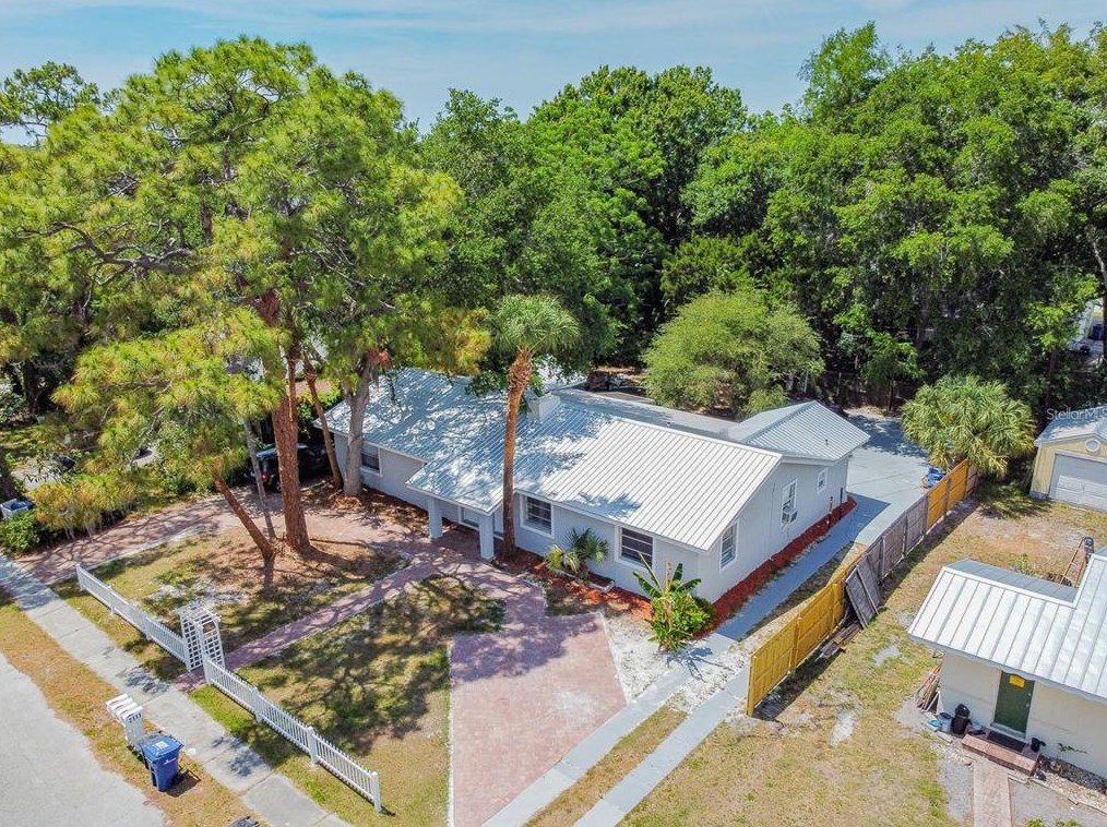2111 Palm Terrace, Sarasota, FL 34231