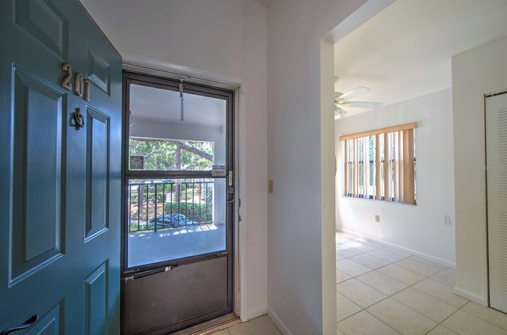 4411 46th Ave W #201, Bradenton, FL 34210