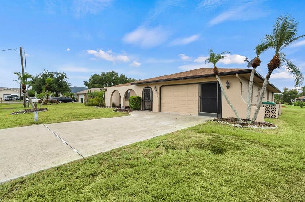 25484 Terrain Ln, Punta Gorda, FL 33983-6021