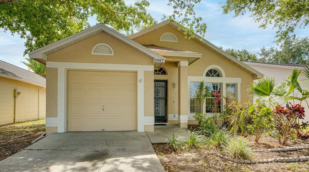 3947 37th Street Ct, Bradenton, FL 34205-2301