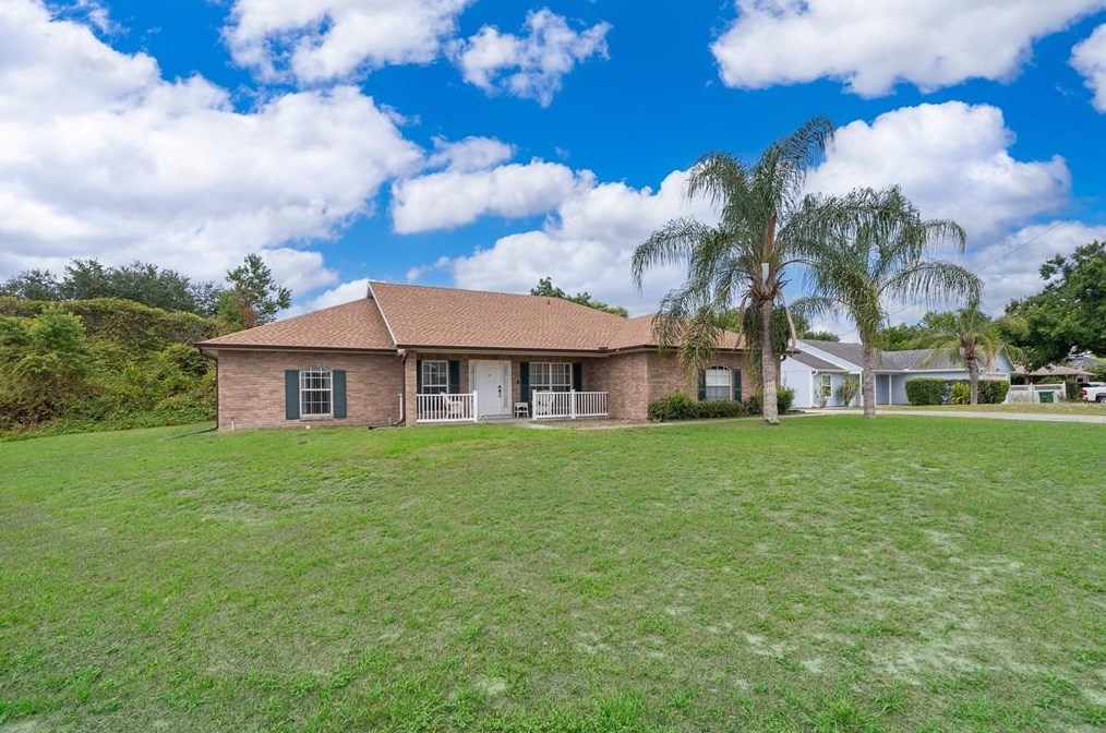 1643 W Akron Dr, Deltona, FL 32725