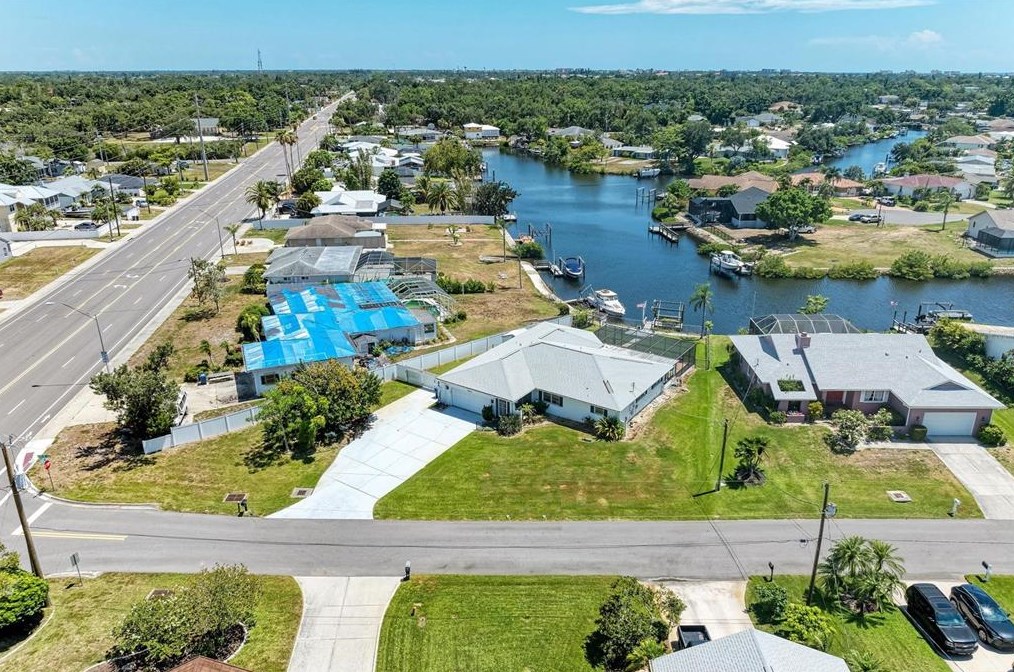 1503 Marlin St, Nokomis, FL 34275-2360