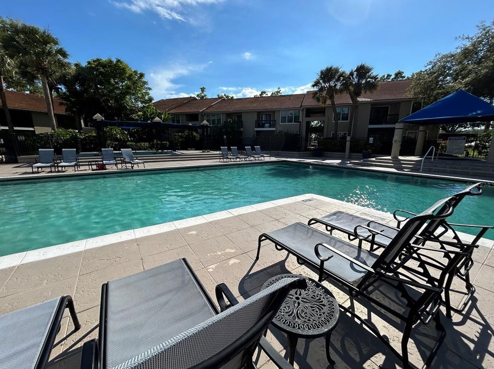 4002 Crockers Lake Blvd #23, Sarasota, FL 34238