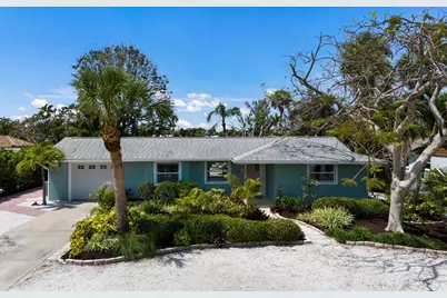 506 69th Street, Holmes Beach, FL 34217 - Photo 1